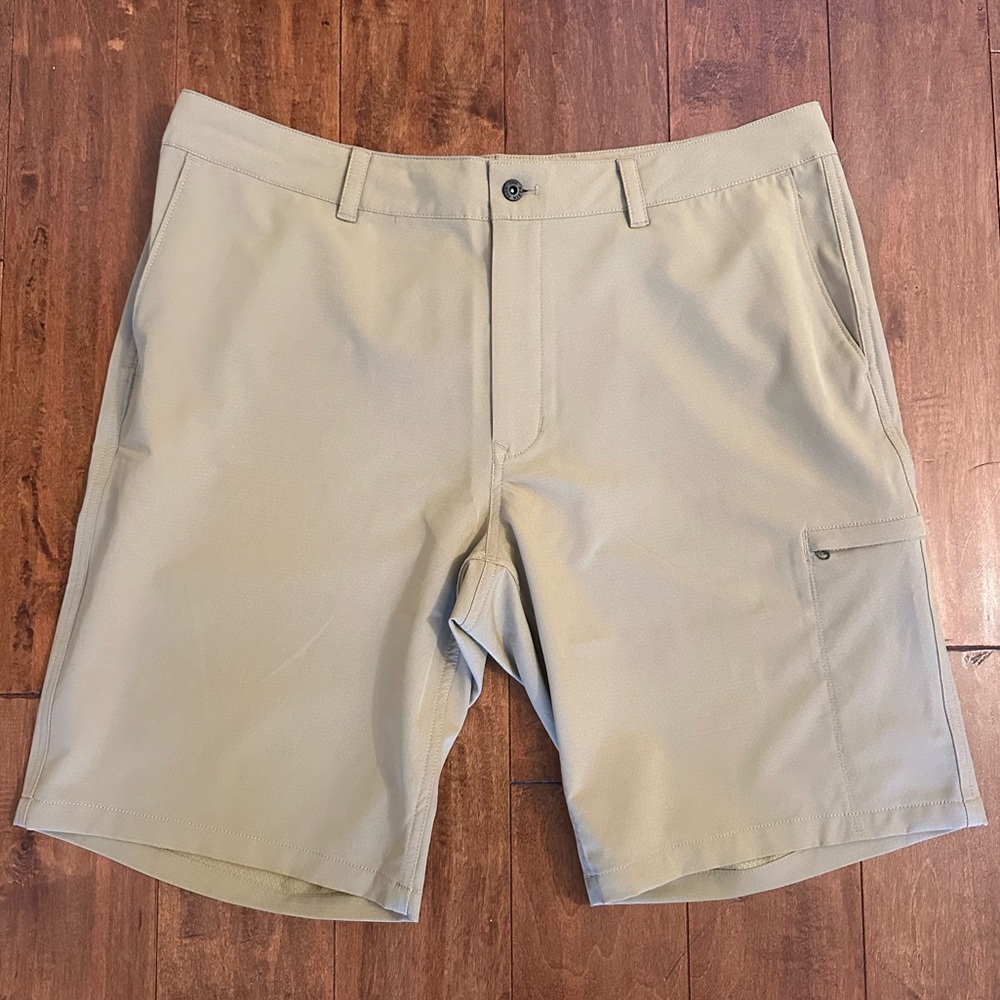 The North Face Tan Athletic Cargo Hiking Shorts Sz 38